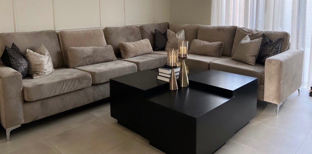 Ruime Eric Kuster stijl luxe hoekbank U-bank taupe, Ophalen, Gebruikt, Hoekbank, 150 cm of meer