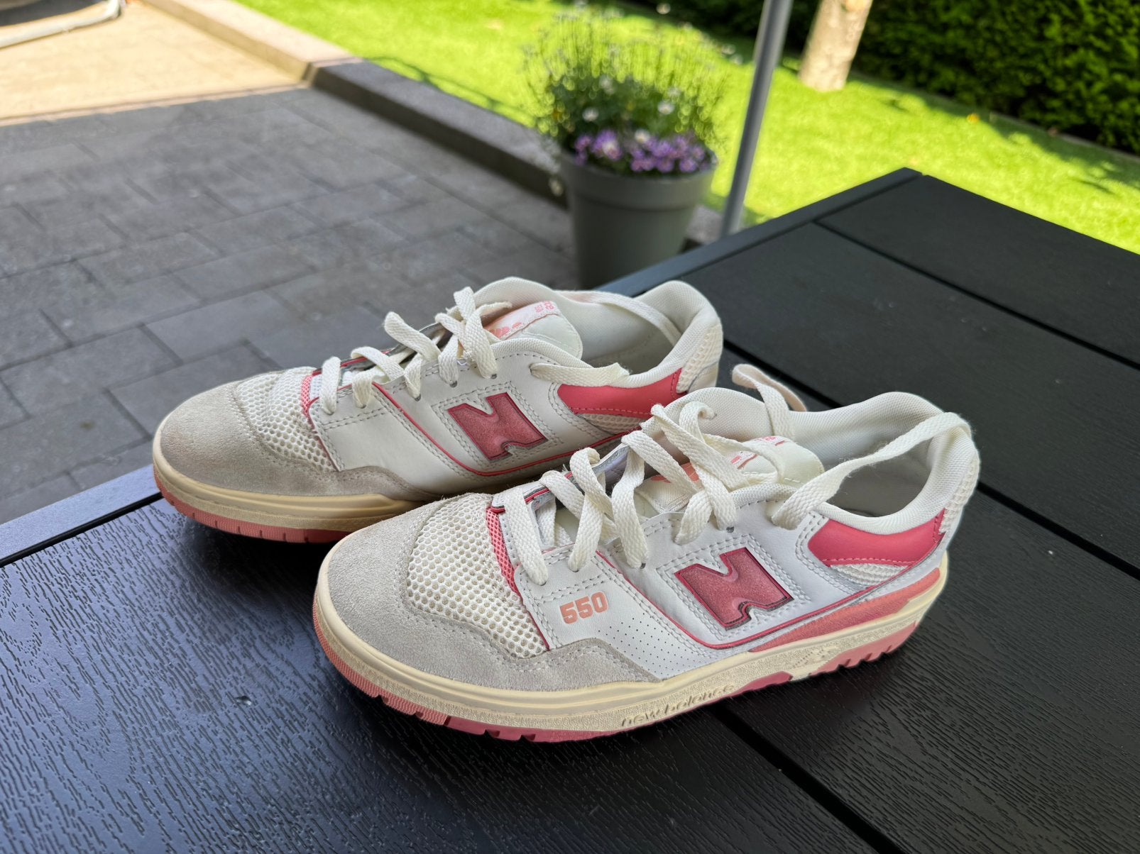 New balance schoenen 550, Ophalen of Verzenden, Zo goed als nieuw, Schoenen