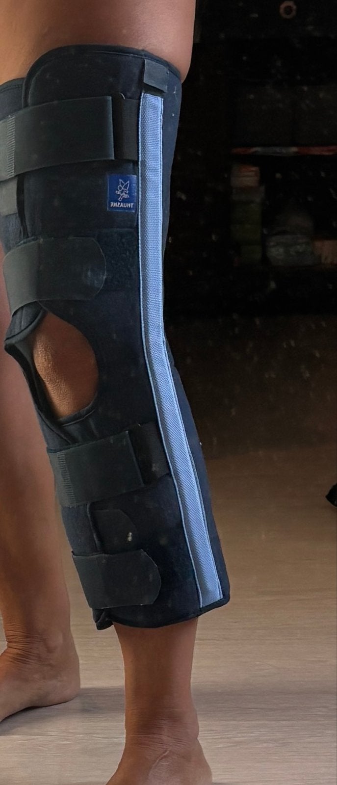Thuasne kniebrace (immobilisatiebrace) 50cm, Diversen, Ophalen of Verzenden, Zo goed als nieuw