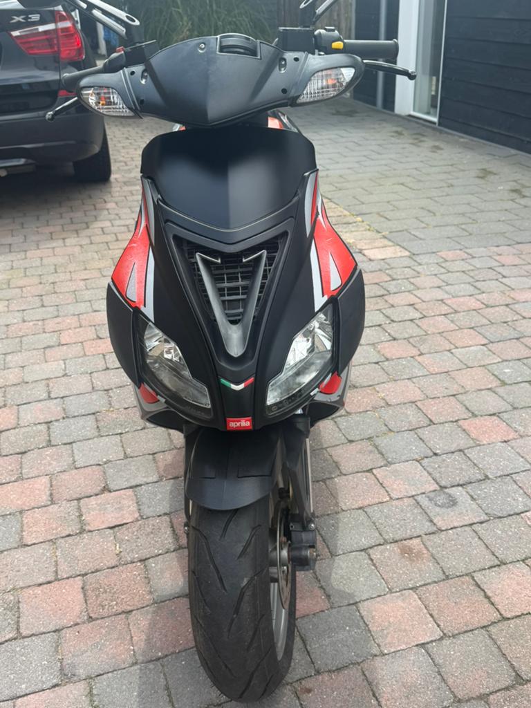 Aprilia sr 50 factory, Fietsen en Brommers, Scooters | Aprilia, Ophalen, Gebruikt, SR 50, Benzine