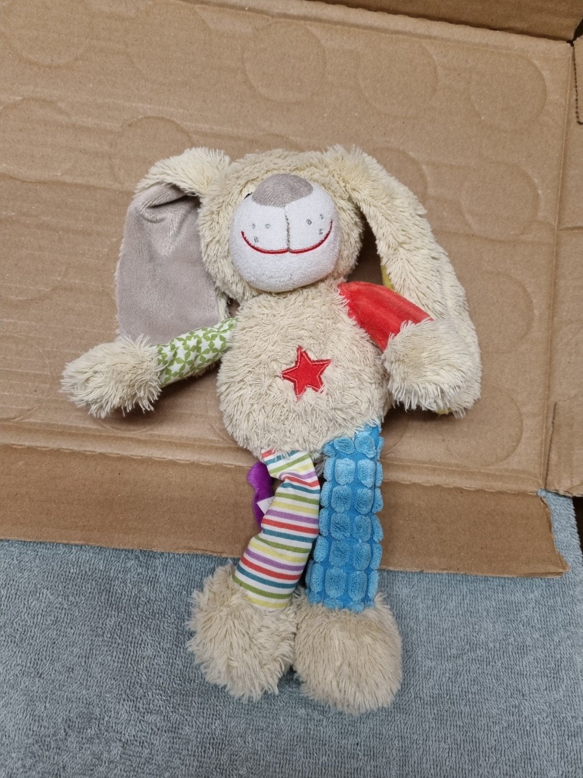 tiamo knuffel hond gekleurde nr 1, Ophalen of Verzenden, Hond