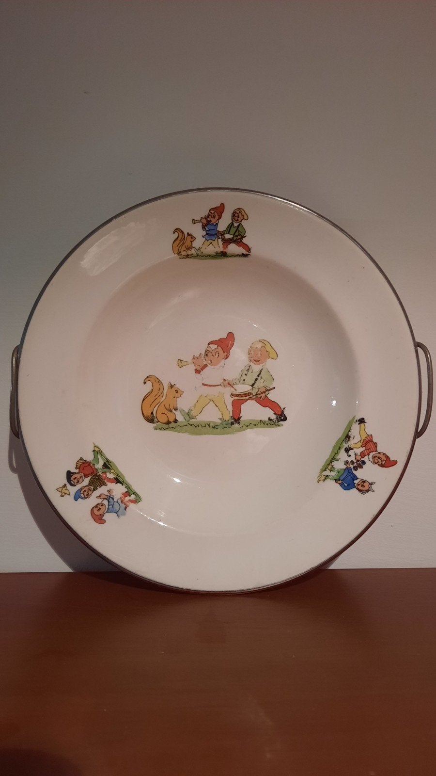 Vintage kinderbord met kabouters en eekhoorns, Ophalen of Verzenden