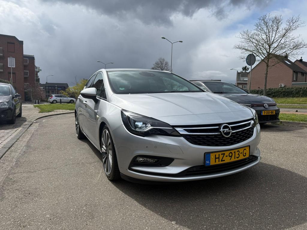 Opel Astra 1.4 Turbo 110KW 5D 2016 keyless go, Auto's, Opel, Particulier, Astra, Benzine, B, Hatchback, Handgeschakeld, Origineel Nederlands