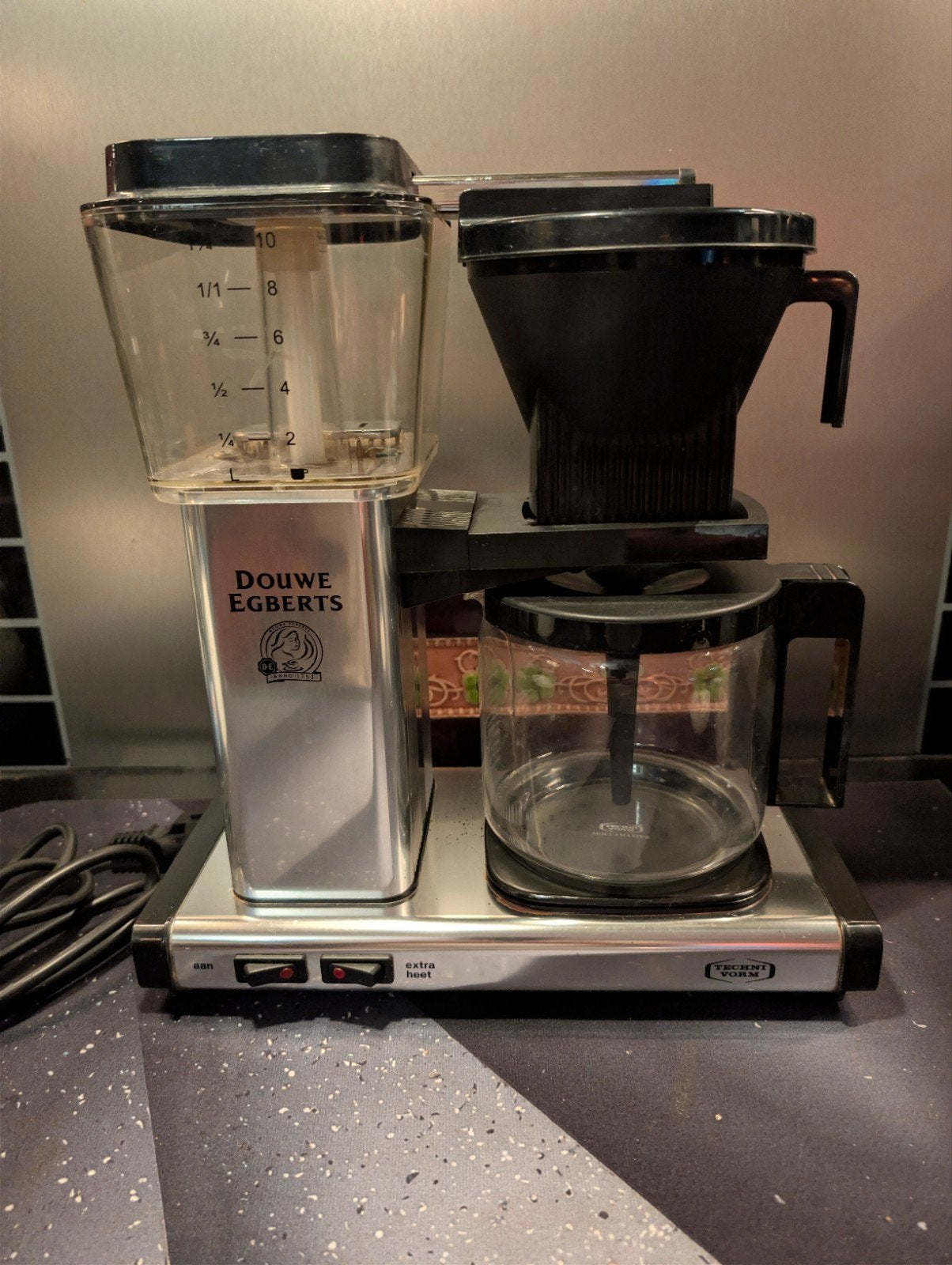 Douwe Egberts Technivorm Koffiezetapparaat, Gebruikt, 10 kopjes of meer, Koffiemachine, Gemalen koffie