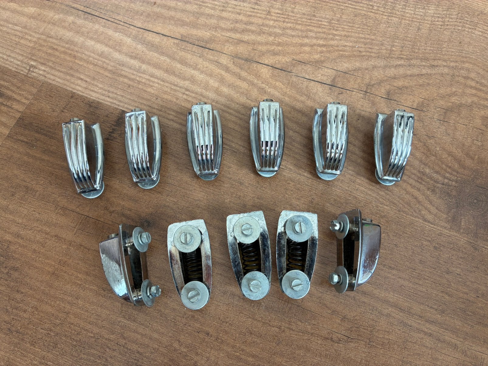 11 st. Vintage Ludwig Mini Classic Lugs, afstand gaten 3,3cm, Gebruikt, Verzenden, Drums of Percussie, Ludwig