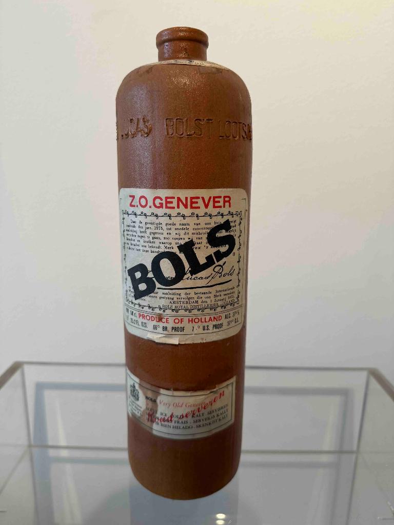 Bols kruik en delfsblauw fles, Ophalen