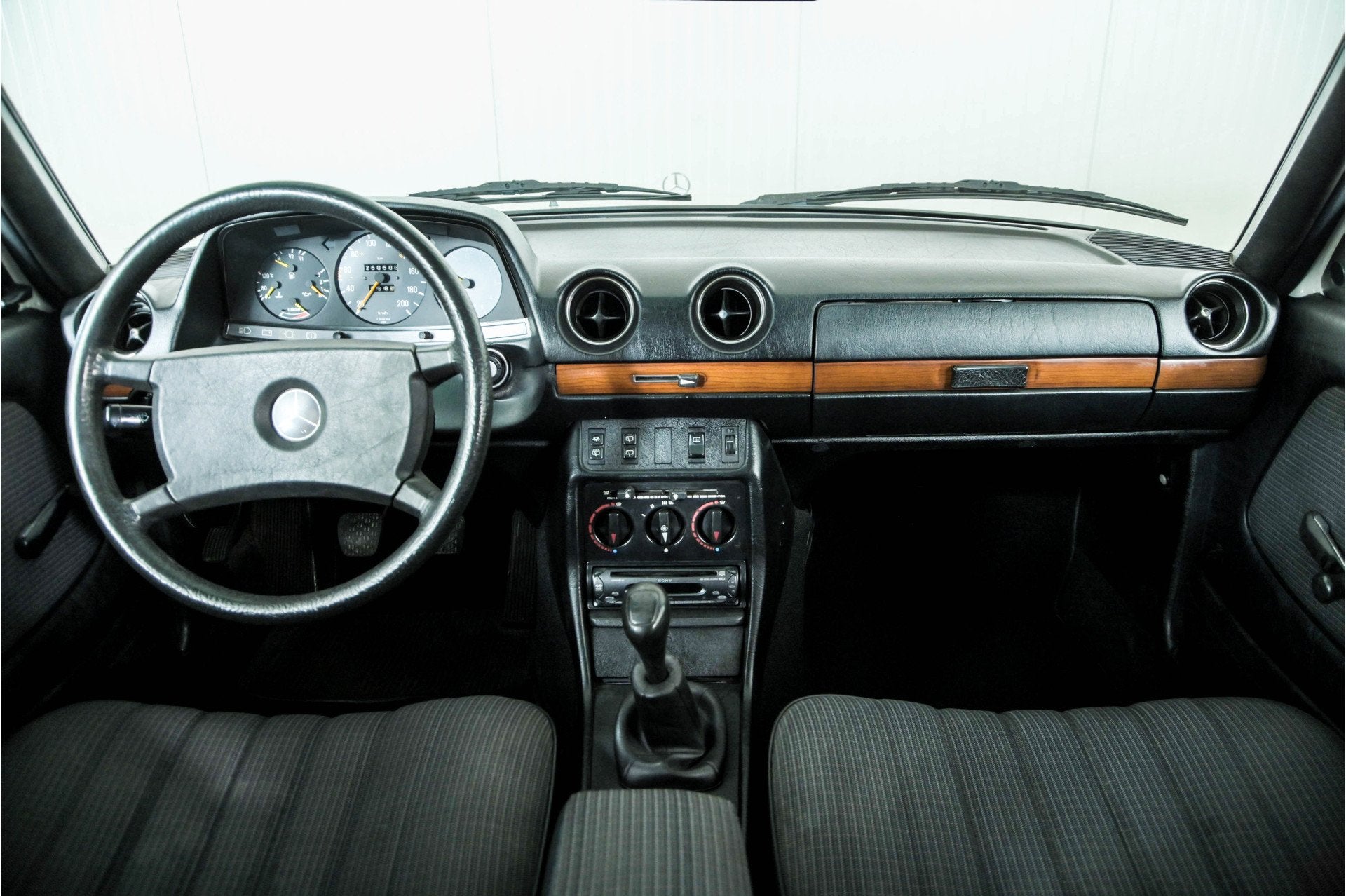 Mercedes-Benz 230TE W123 5 bak (bj 1984), foto 7