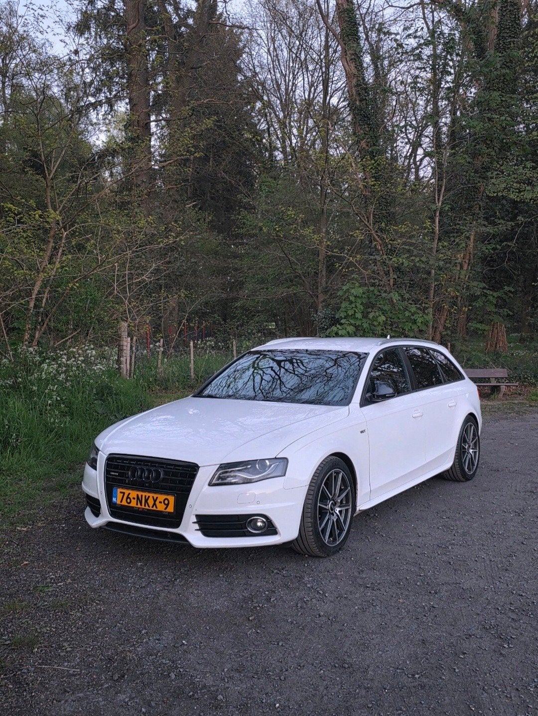 Audi A4 3.0 TDI 176KW Avant Quat. Tiptr. 2008 Wit, Auto's, Audi, Automaat, Zwart, 197 €/maand, A4