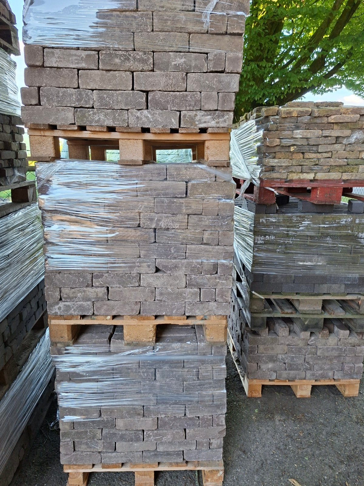 Gebakken klinkers  dikformaat 35m2 op pallets, Ophalen, Gebruikt, Keramiek, Klinkers
