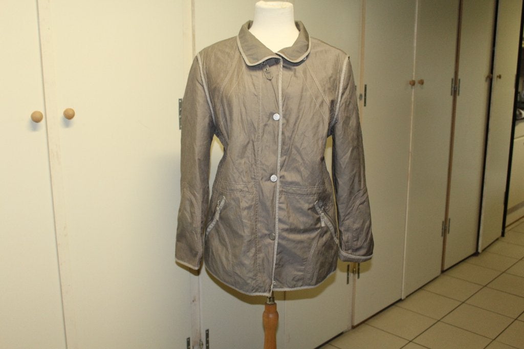 Isabell prachtig vlotte tussen jas mt 48, Kleding | Dames, Isabell, Overige kleuren, ., Maat 46/48 (XL) of groter
