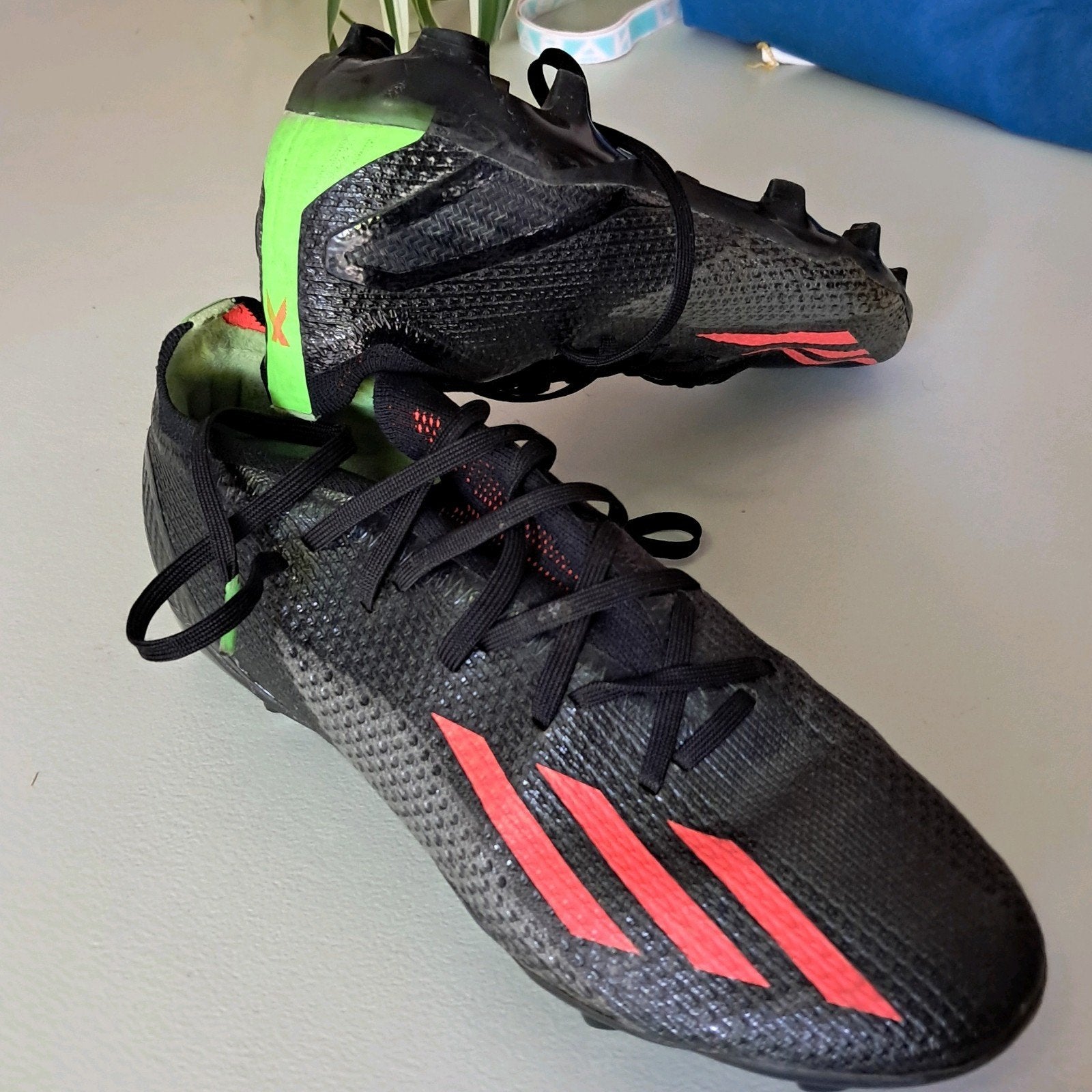 Adidas voetbalschoenen - Maat 41, Ophalen of Verzenden, Gebruikt, Schoenen