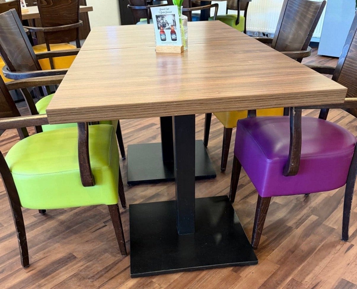 Restaurant inboedel: stoelen, tafels, lampen, Ophalen, Gebruikt, Complete inventaris
