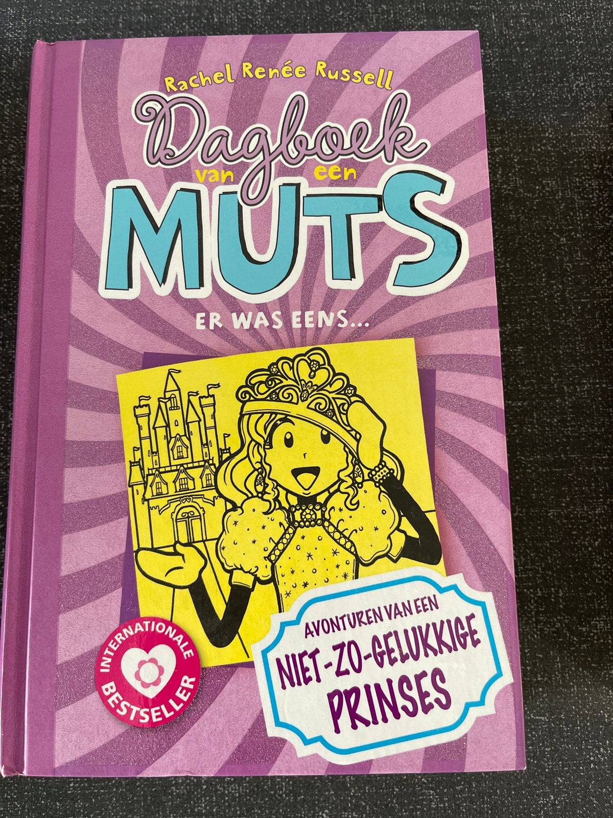 Dagboek van een Muts: deel 8 Er was eens.niet-zo-gelukkige p, Boeken, Ophalen of Verzenden, Zo goed als nieuw, Fictie