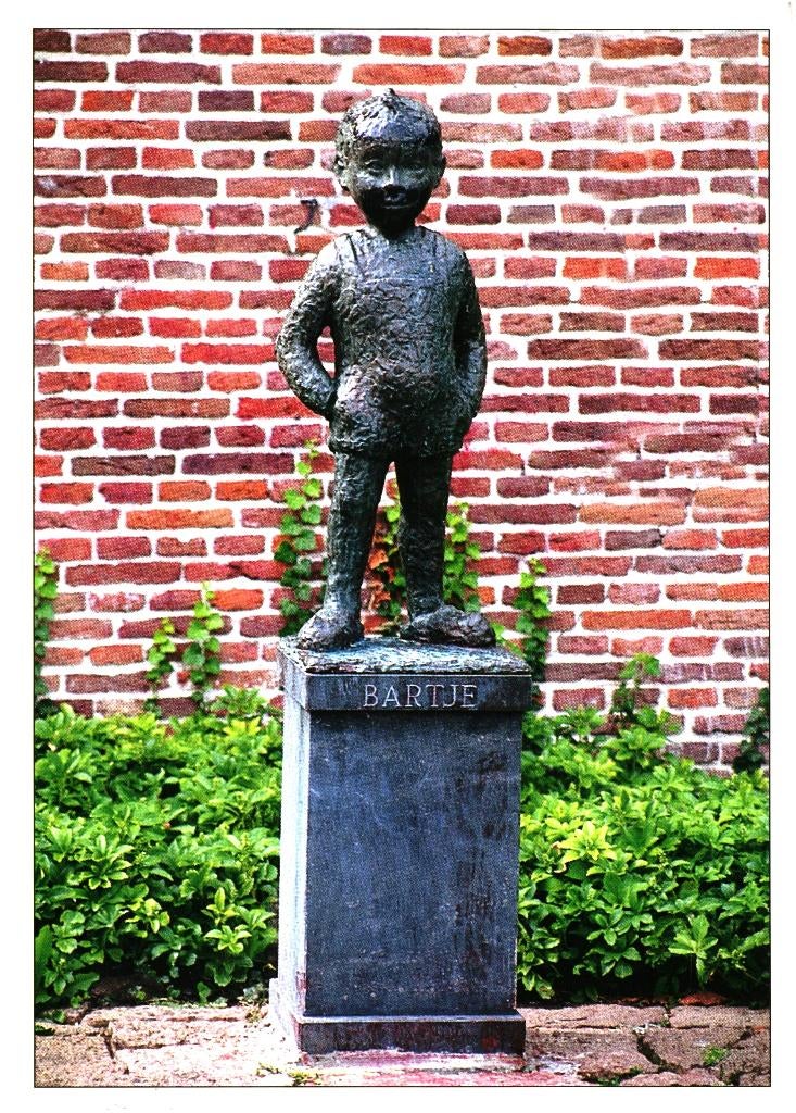 18429 Assen 80+ Dr Standbeeld Bartje Gelopen met postzegel