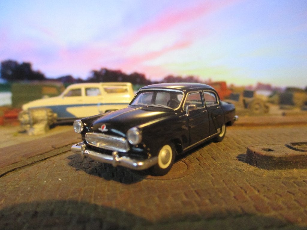 Volga GAZ M21 - Herpa zwart, Ophalen of Verzenden, Zo goed als nieuw, Auto, Herpa