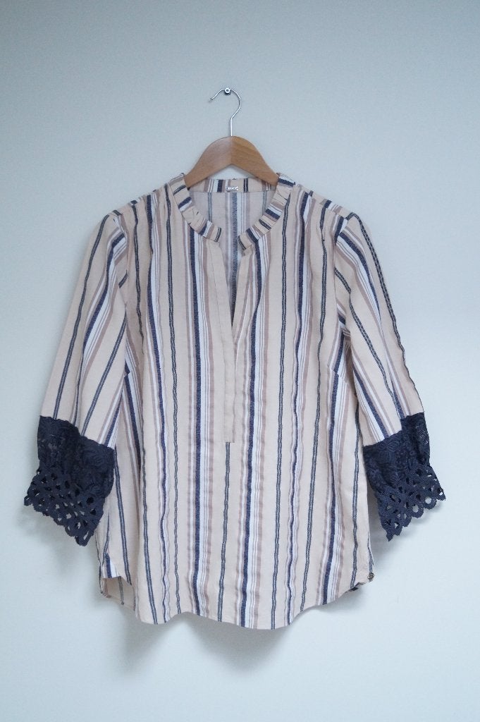 GUSTAV Blouse Maat 42, Kleding | Dames, Blouses en Tunieken, Verzenden, Zo goed als nieuw, Maat 42/44 (L), Blauw