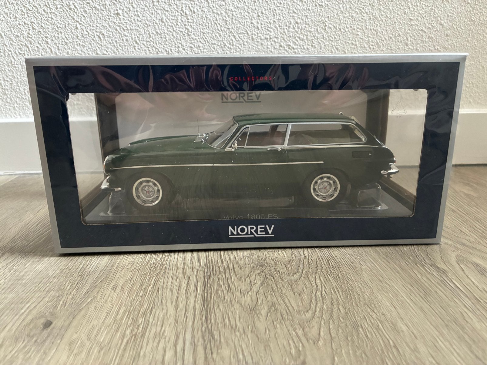 Volvo P1800 ES - Norev 1:18, Ophalen of Verzenden, Nieuw, Norev