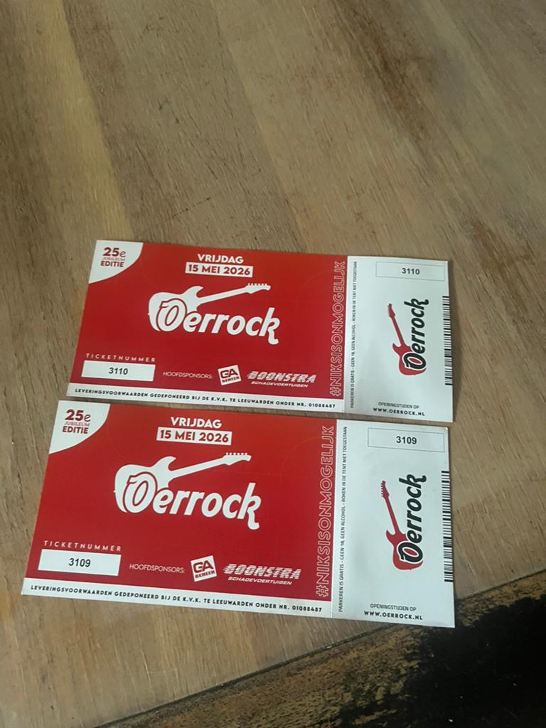 2 vrijdag tickets oerrock, Ophalen of Verzenden, Zo goed als nieuw, Aansteker