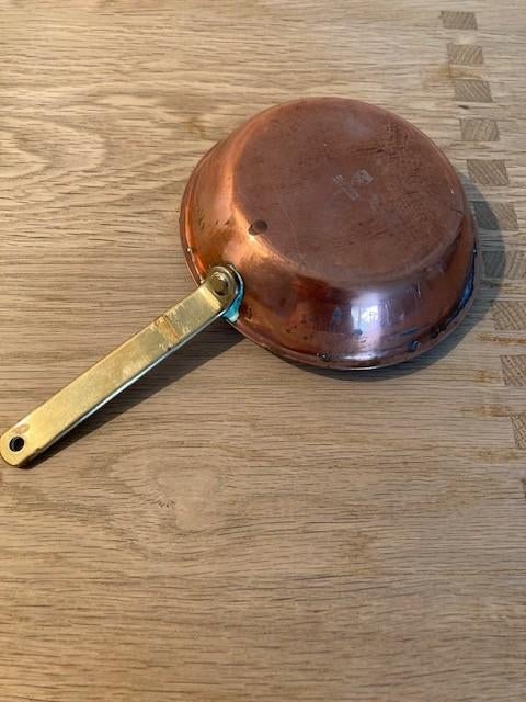 Koperen pannetje, Ophalen, Koper