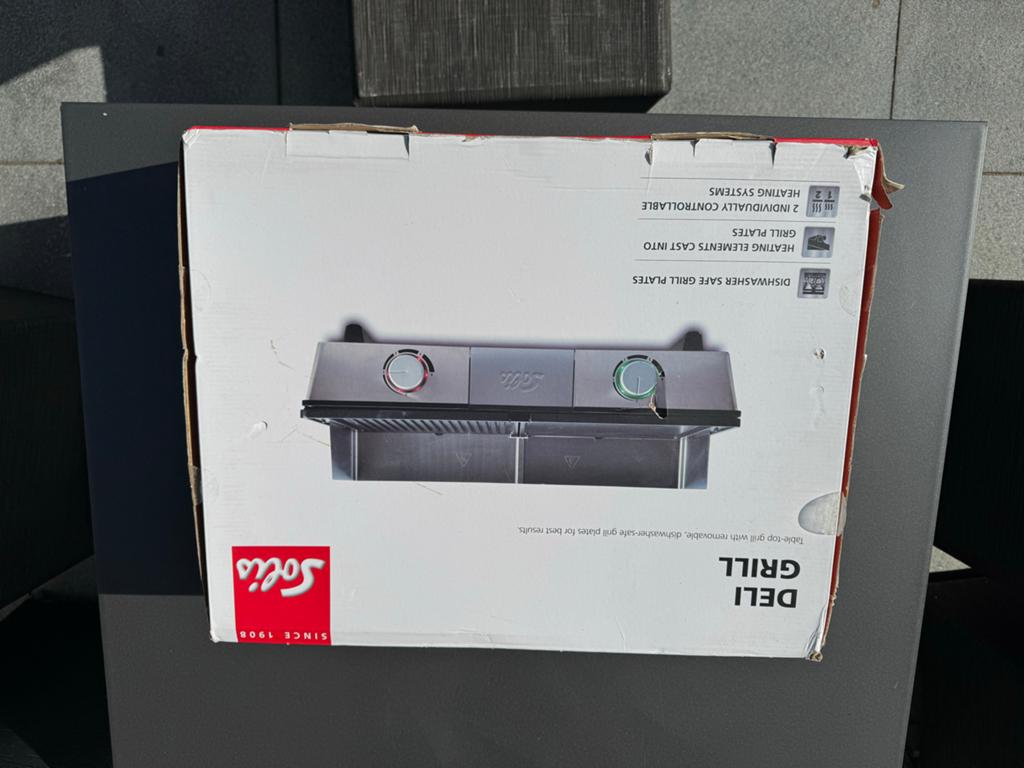 Solis Deli Grill 7951 - Tafelgrill met 2 zones, Ophalen of Verzenden, Vaatwasmachinebestendig, Zo goed als nieuw, Tafelgrill