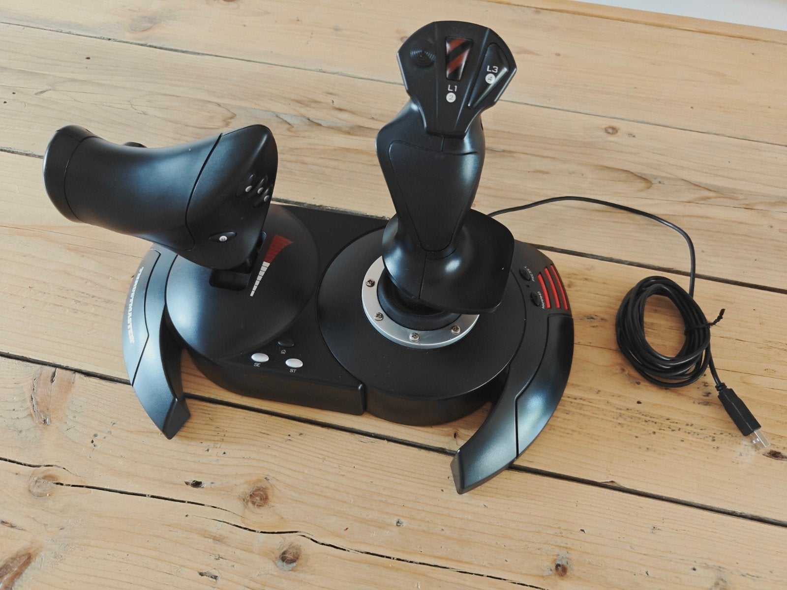 Thrustmaster T-Flight Hotas X Joystick - Zo goed als nieuw, Computers en Software, Joysticks, Zo goed als nieuw, Ophalen of Verzenden