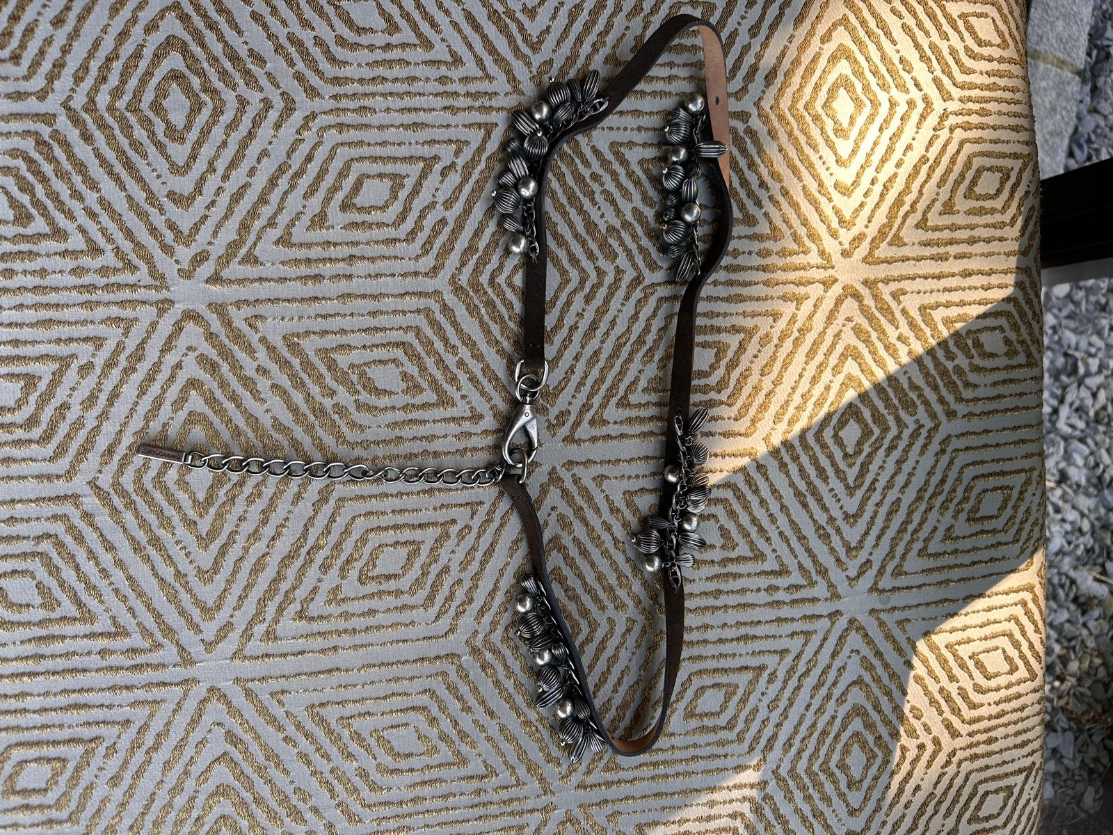 Vintage Dolce & Gabbana suède riem met bedels, Kleding | Dames, Minder dan 3 cm, 80 tot 90 cm, Bruin, Verzenden