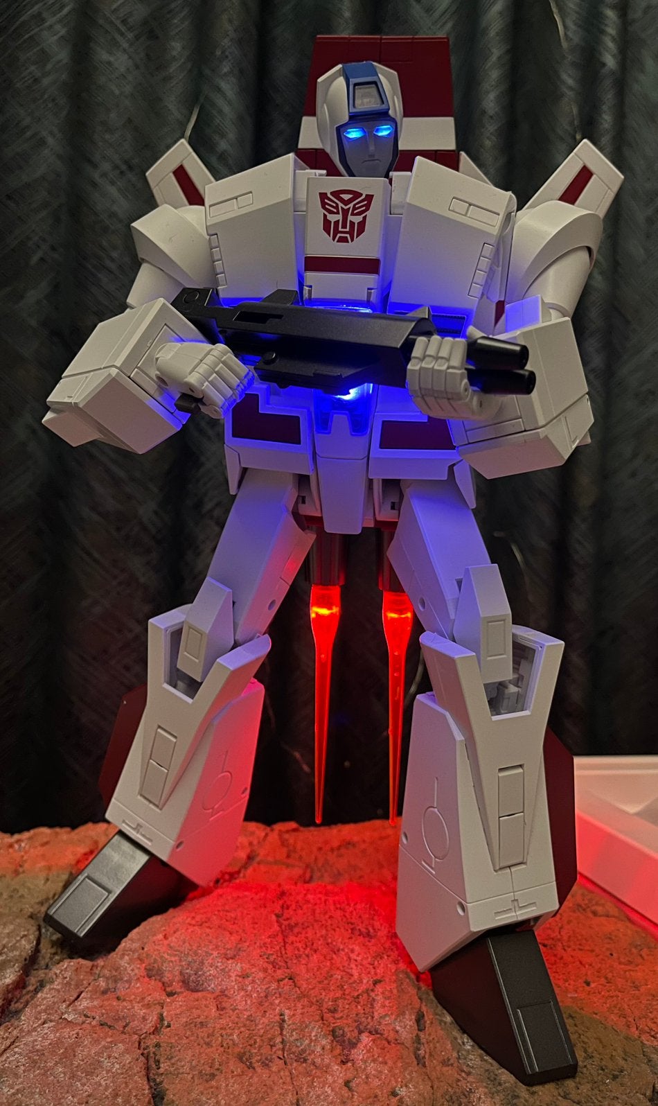 Custom LED Masterpiece Jetfire (Skyfire) Mp57, Verzamelen, Transformers, G1, Ophalen, Zo goed als nieuw
