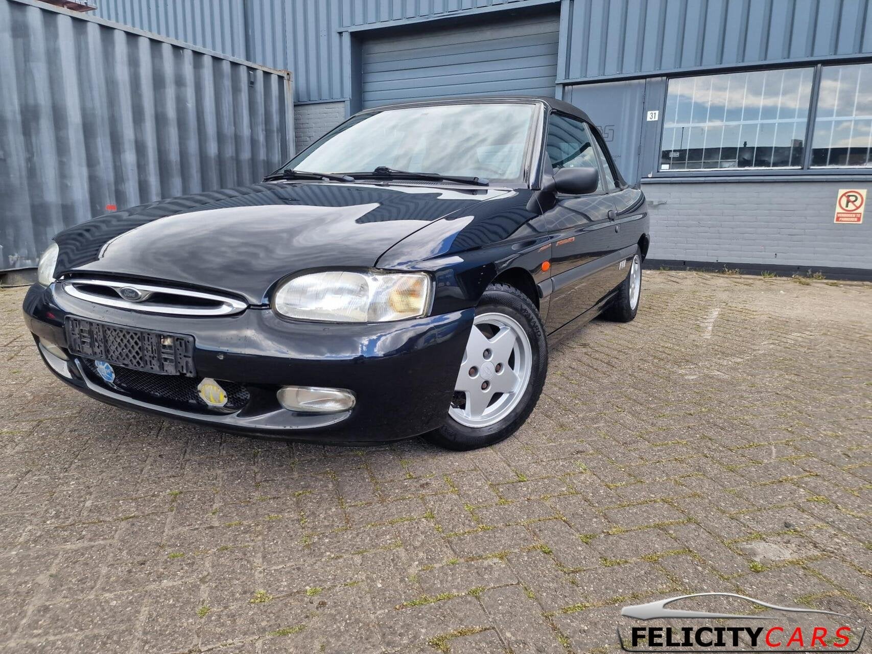 Ford Escort Cabrio 1.6 Pacific, Auto's, Escort, 1147 kg, 4 cilinders, Cabriolet