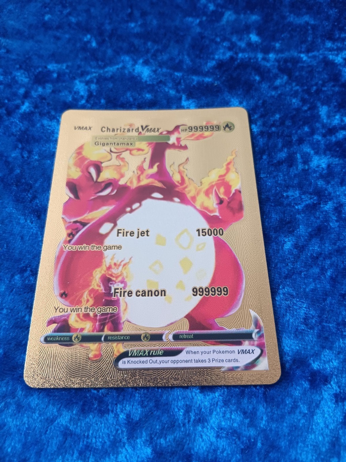 Charizard VMAX Gold Foil Fanart Pokémon Kaart, Ophalen of Verzenden, Zo goed als nieuw, Losse kaart, Foil