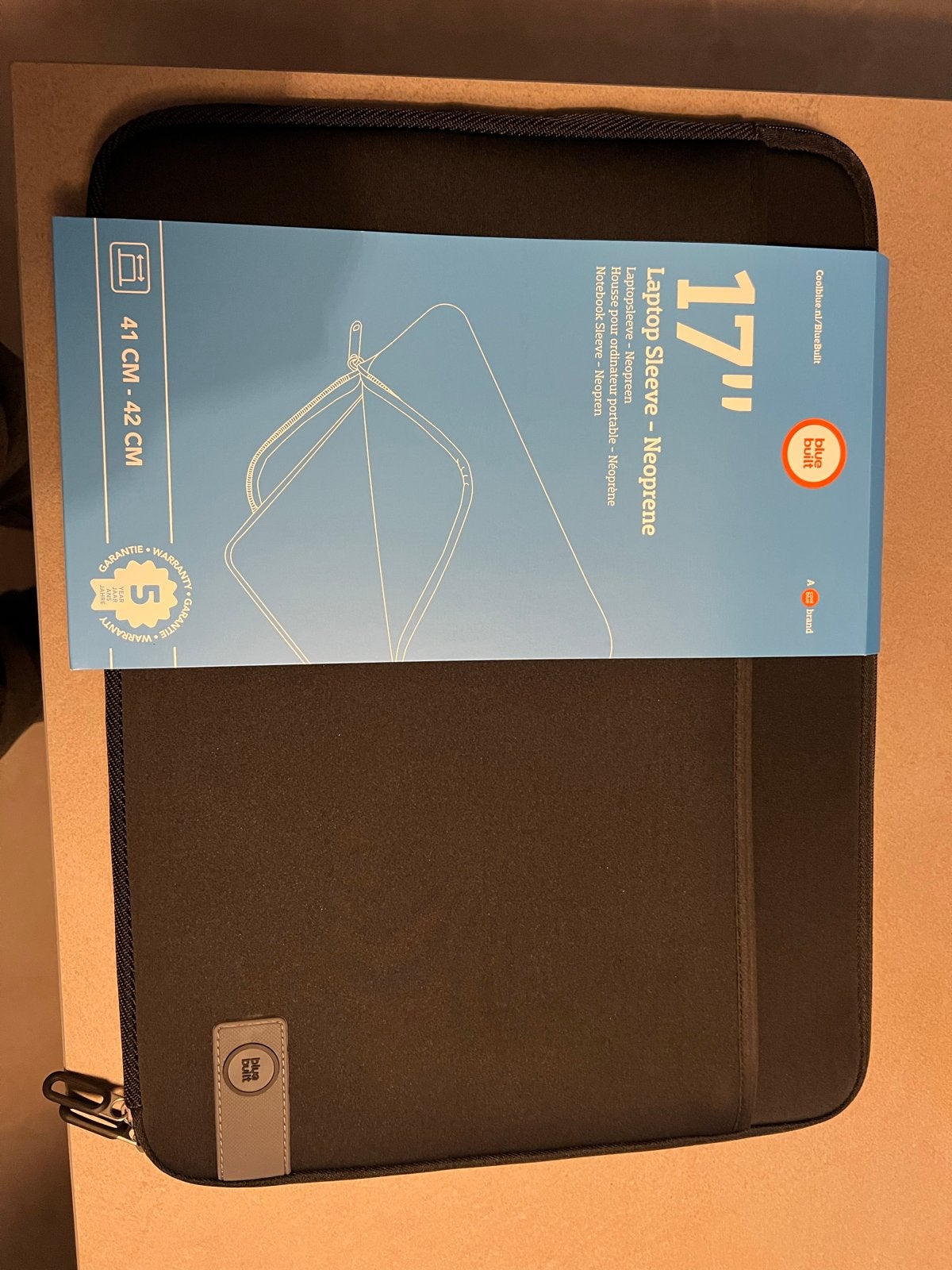 Nieuwe Blue Built 17 inch Laptop Sleeve Neopreen (41-42 cm), Computers en Software, Ophalen of Verzenden, 17 inch of meer, Nieuw