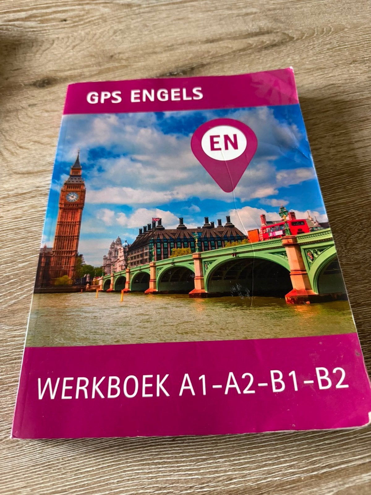 Werkboek Engels MBO niveau 3 - Ongebruikt met lichte schade, Boeken, Ophalen of Verzenden, Zo goed als nieuw, MBO