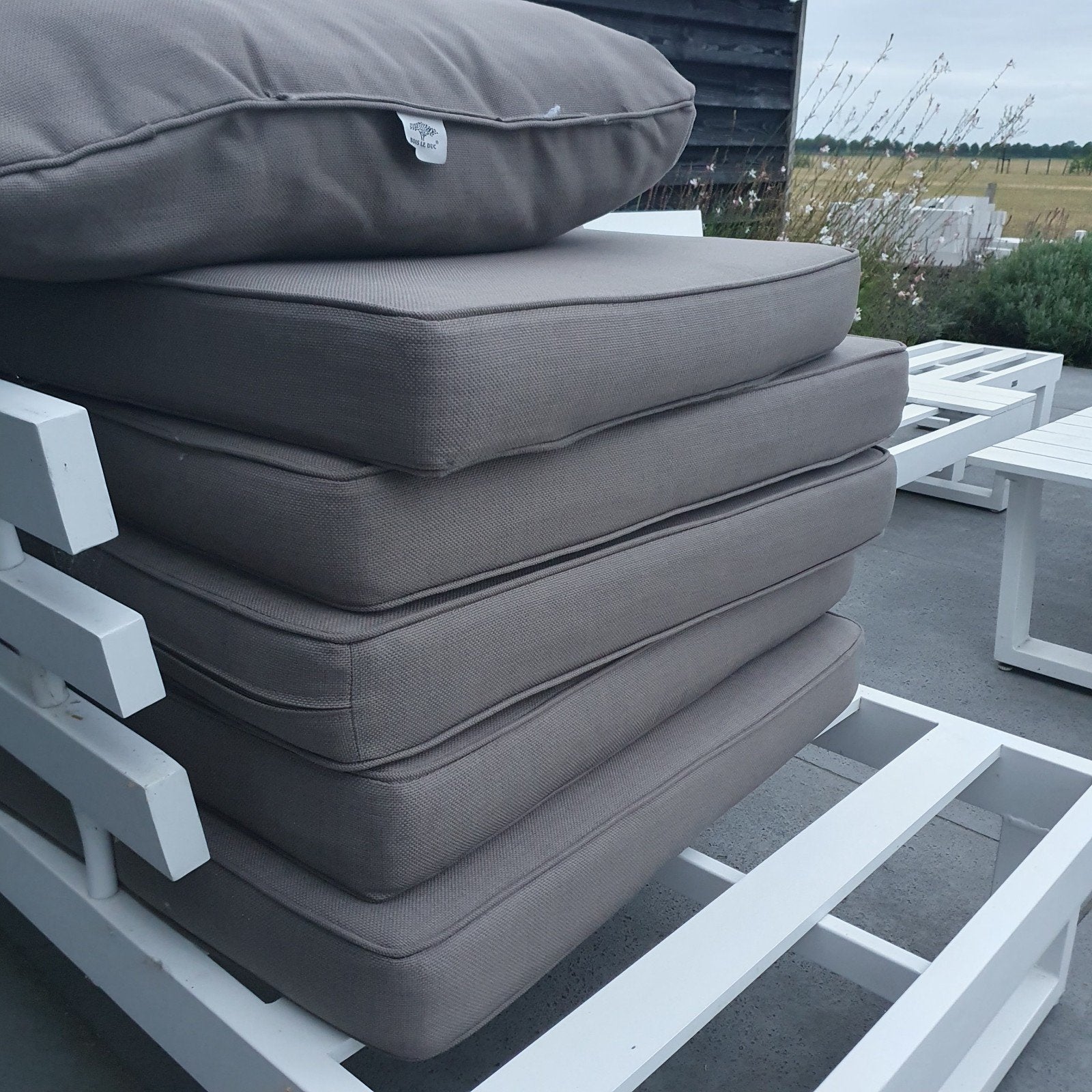 Bois Le Duc tuinkussens - taupe, Tuin en Terras, Ophalen, Gebruikt