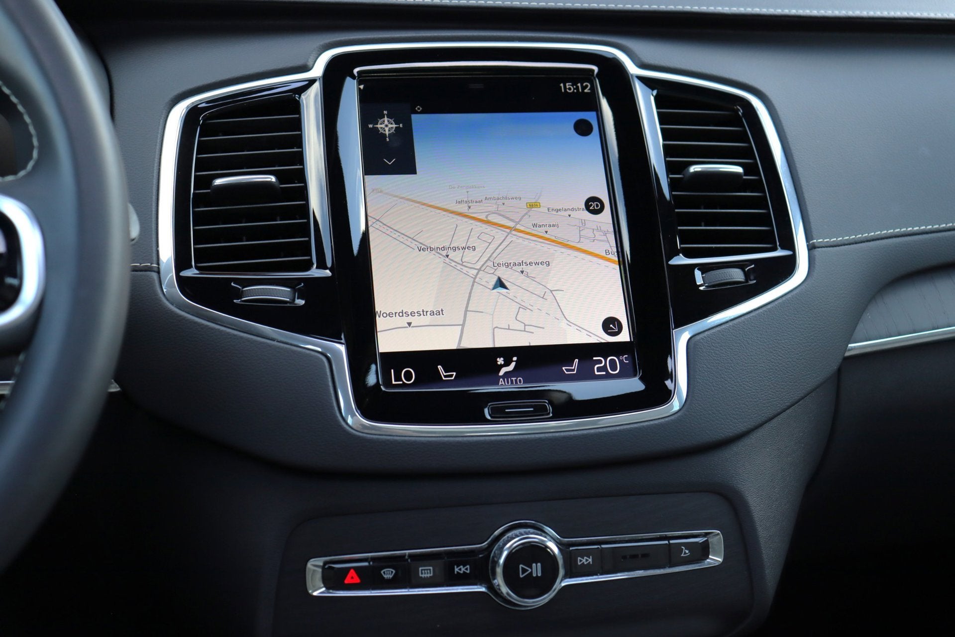 Foto 19 van Volvo XC90 2.0 T8 Twin Engine AWD Inscription Intro Edition