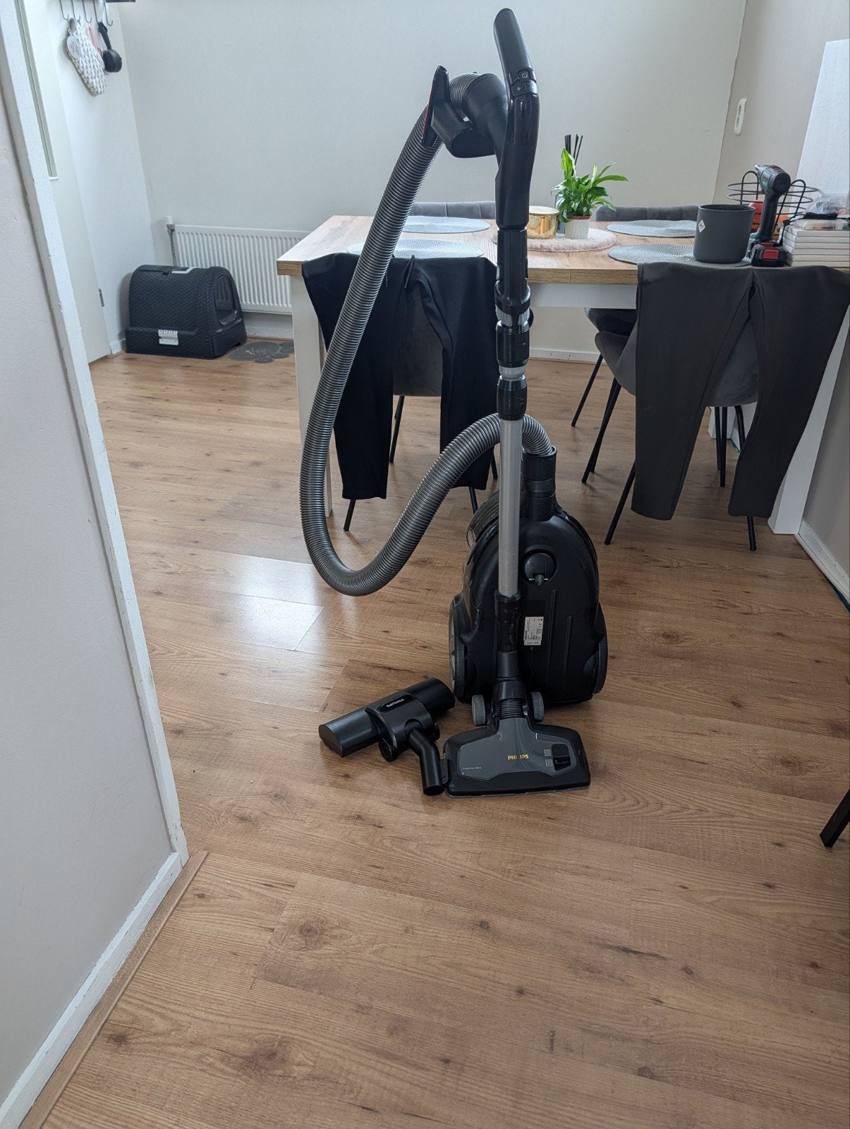 Philips 9000 Series stofzuiger - Krachtig en Compleet, Ophalen, Philips, Zo goed als nieuw, Geschikt voor harde vloeren
