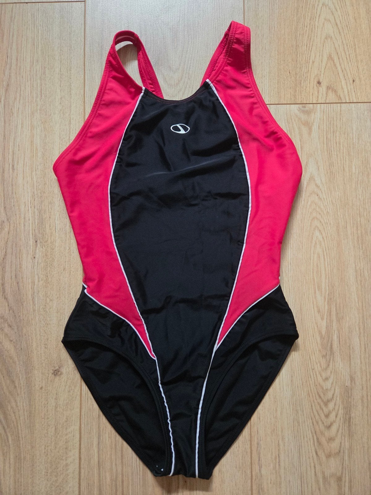 Zwart en rode badpak, maat 40, Kleding | Dames, Ophalen of Verzenden, Gedragen, Overige kleuren, Badpak