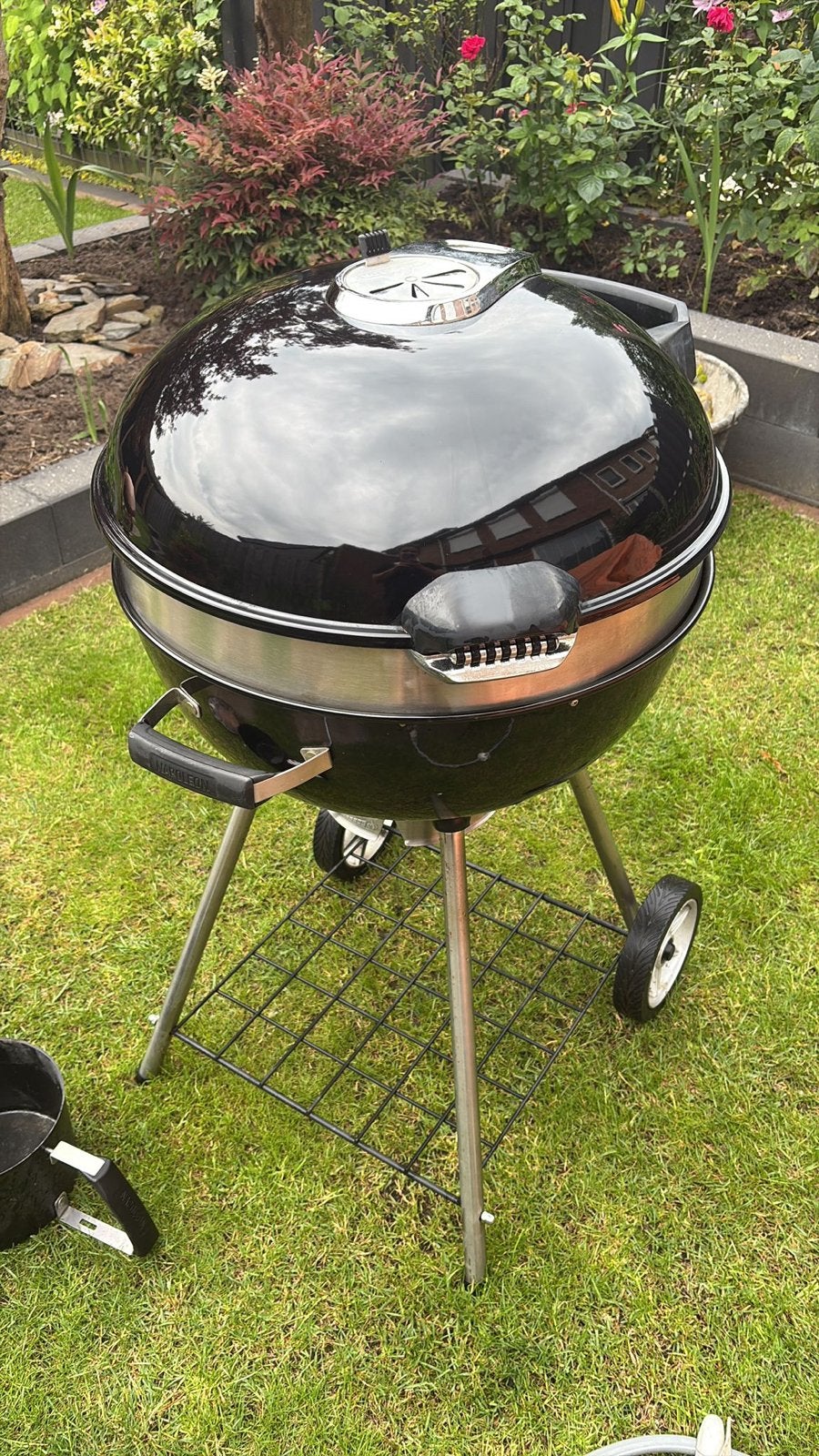 Napoleon Barbecue met Gietijzeren Rooster en Hoes, Ophalen of Verzenden, Gebruikt