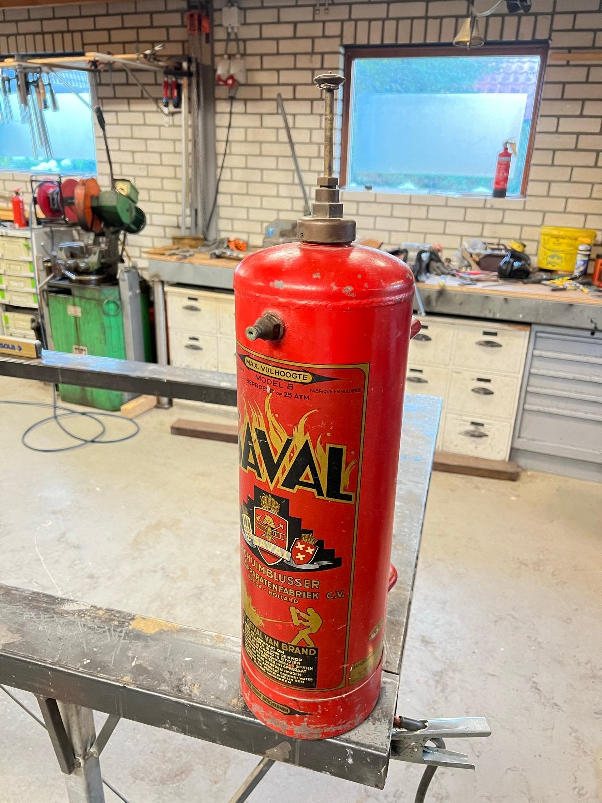 Vintage Saval Brandblusser - Decoratief item, Huis en Inrichting, Brandblussers en Brandkasten, Ophalen, Gebruikt, Brandblusser