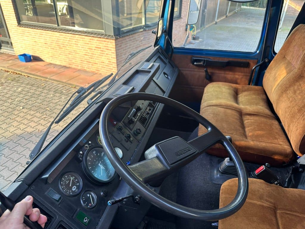 VRACHTWAGEN - Volvo FL612 VOLL.GERESTAUREERD - NIEUWSTAAT!!, foto 8
