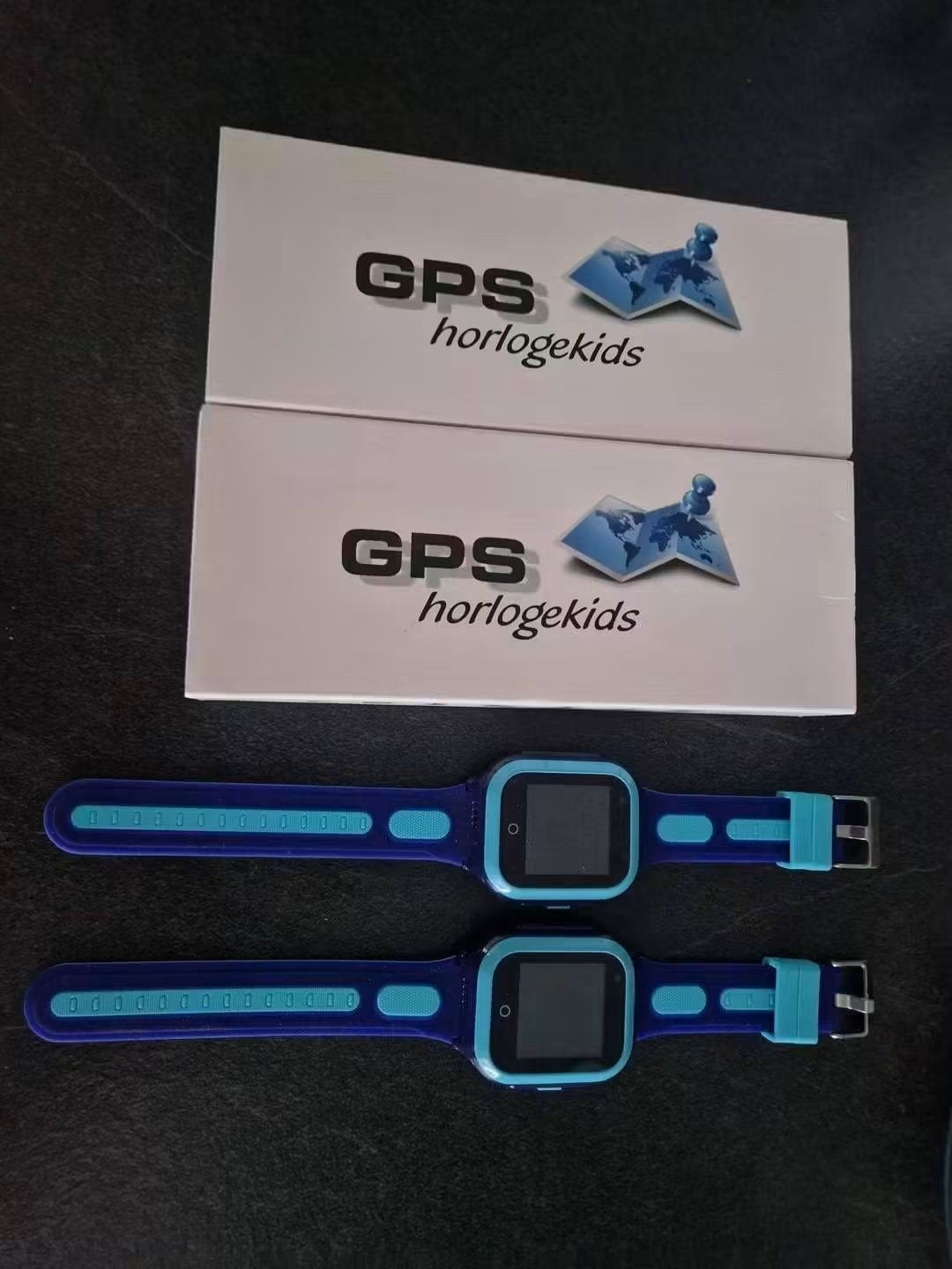 GPS horloge voor kids, 2x, Ophalen, Zo goed als nieuw, Blauw, Jongen of Meisje