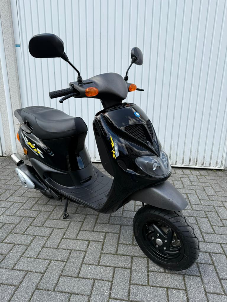 Piaggio ZIP SP 1 98 50 Origineel 1.600 km Collect 1.Owner 2t, Ophalen, Zip, Zo goed als nieuw