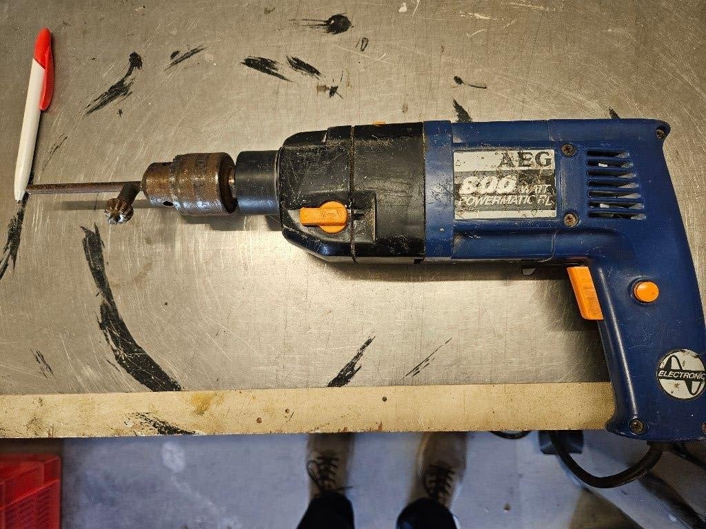 boormachine, Doe-het-zelf en Verbouw, Gereedschap | Boormachines, Boormachine, Ophalen of Verzenden, Variabele snelheid, Gebruikt