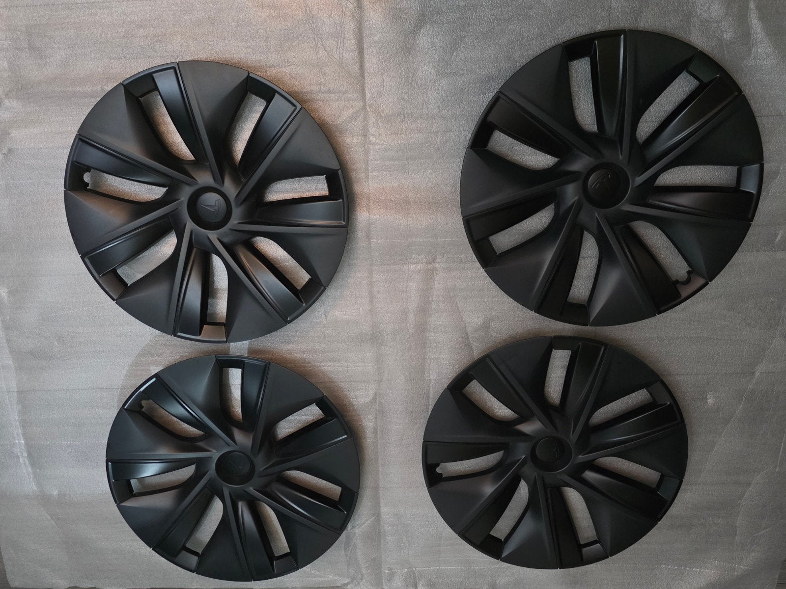 Originele Tesla Model Y Wheelcaps - Zo goed als nieuw, Ophalen, Gebruikt