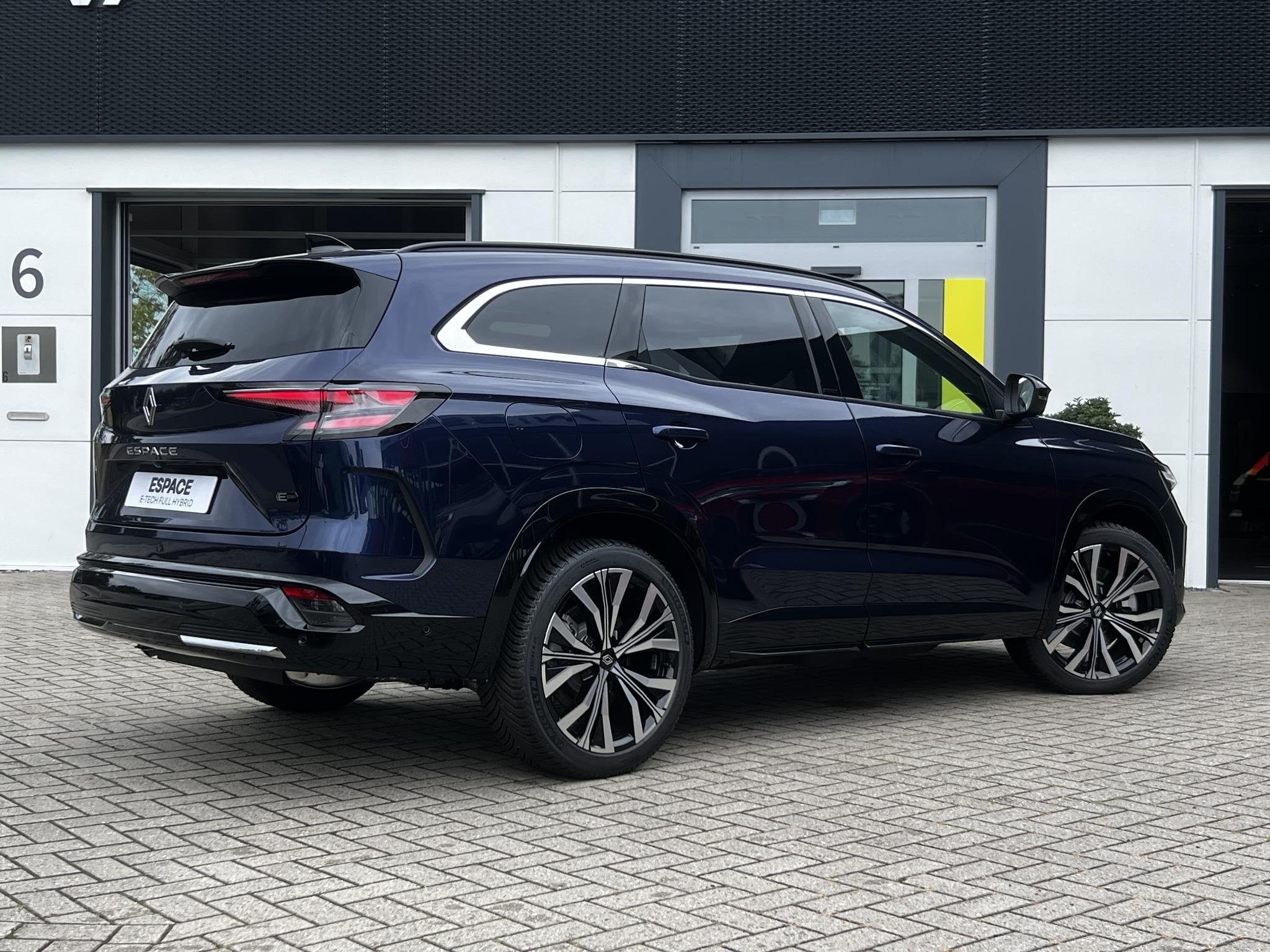 Renault Espace E-Tech Full Hybrid 200 Iconic | Pack Vision |, Auto's, 1199 cc, Bedrijf, Nieuw, Hybride Elektrisch/Benzine