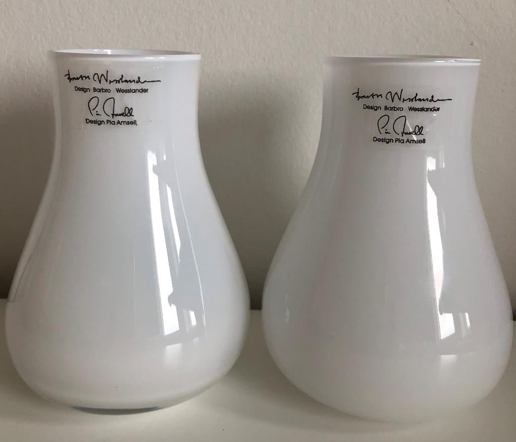 Twee vaasjes Pia Amsell en Barbro Wesslander design IKEA, Huis en Inrichting, Woonaccessoires | Vazen, Wit, Ophalen of Verzenden