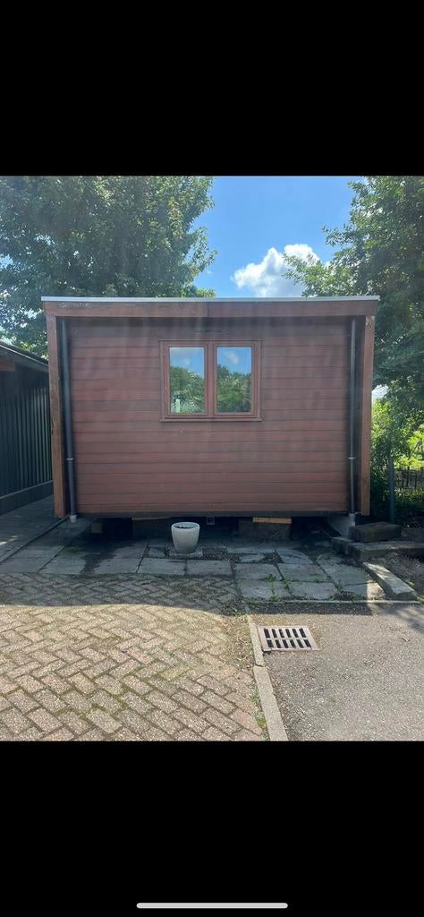 Chalet/caravan/huisje op wielen