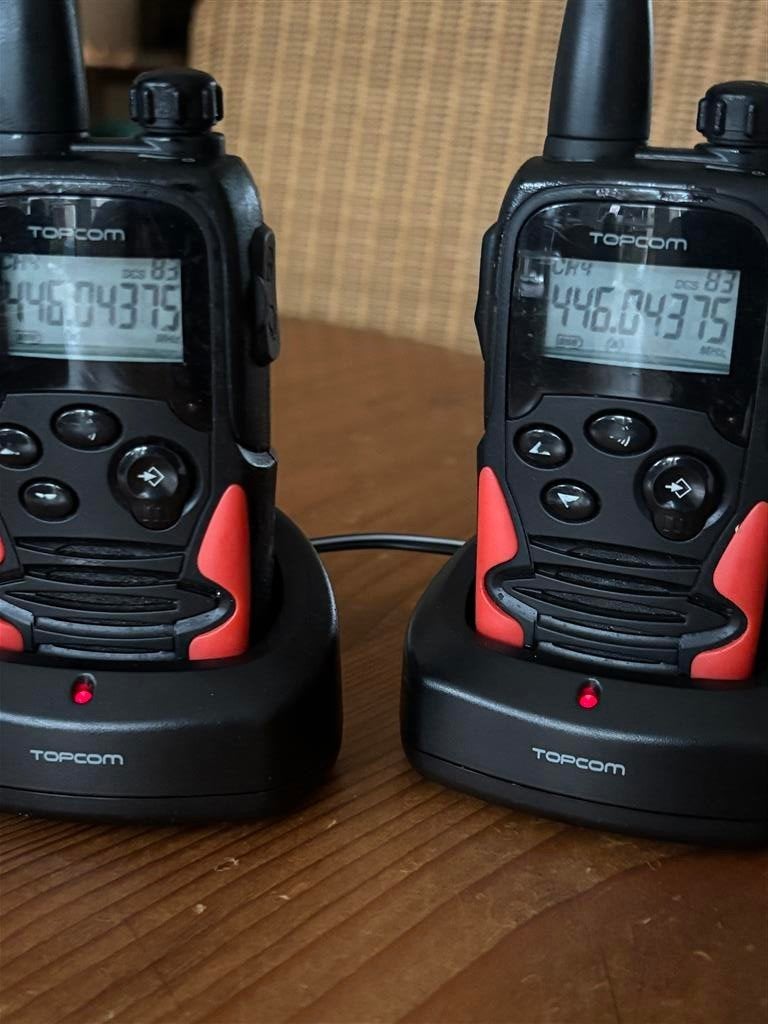 Topcom Twintalker 9500 Portofoons met oplader en koffer, 5 tot 15 km, Ophalen of Verzenden, Zo goed als nieuw, Portofoon of Walkie-talkie