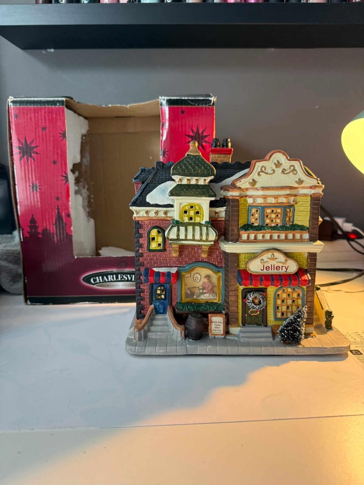 Kersthuisje charlesville, Diversen, Kerst, Ophalen of Verzenden, Zo goed als nieuw