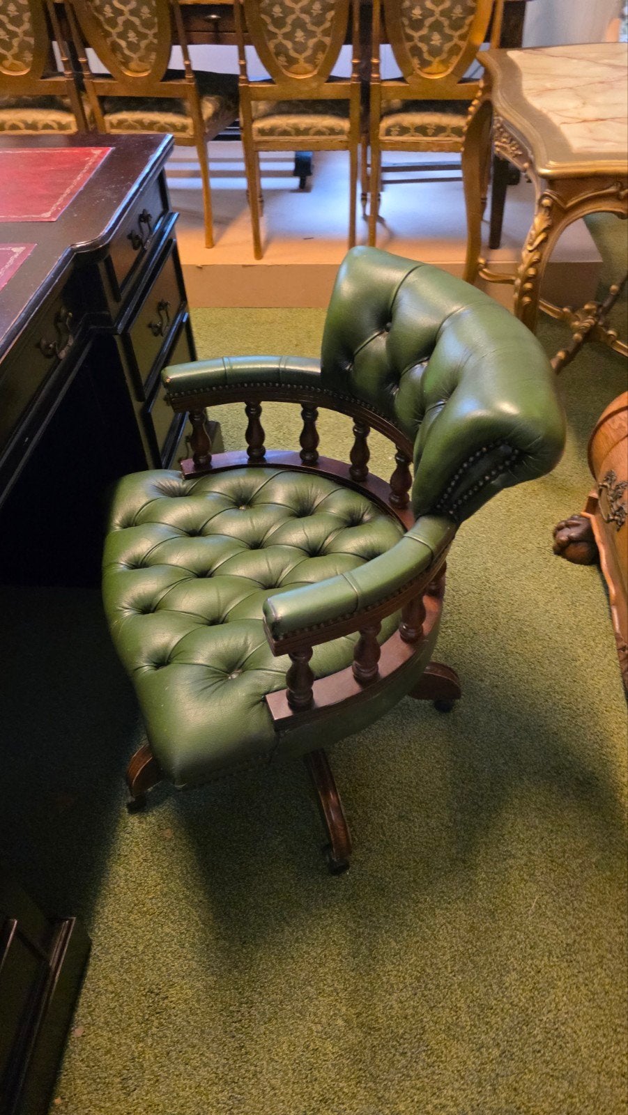 chesterfield bureau met stoel, Antiek en Kunst, Ophalen