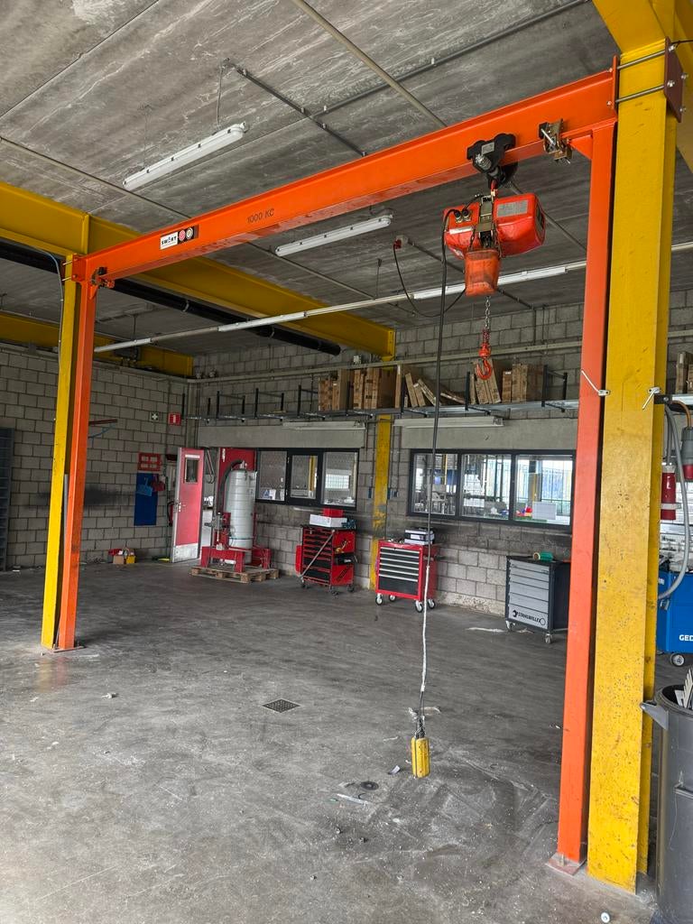 Portaalkraan met elektrische takel 1 ton, Ophalen, Zo goed als nieuw, Elektrisch