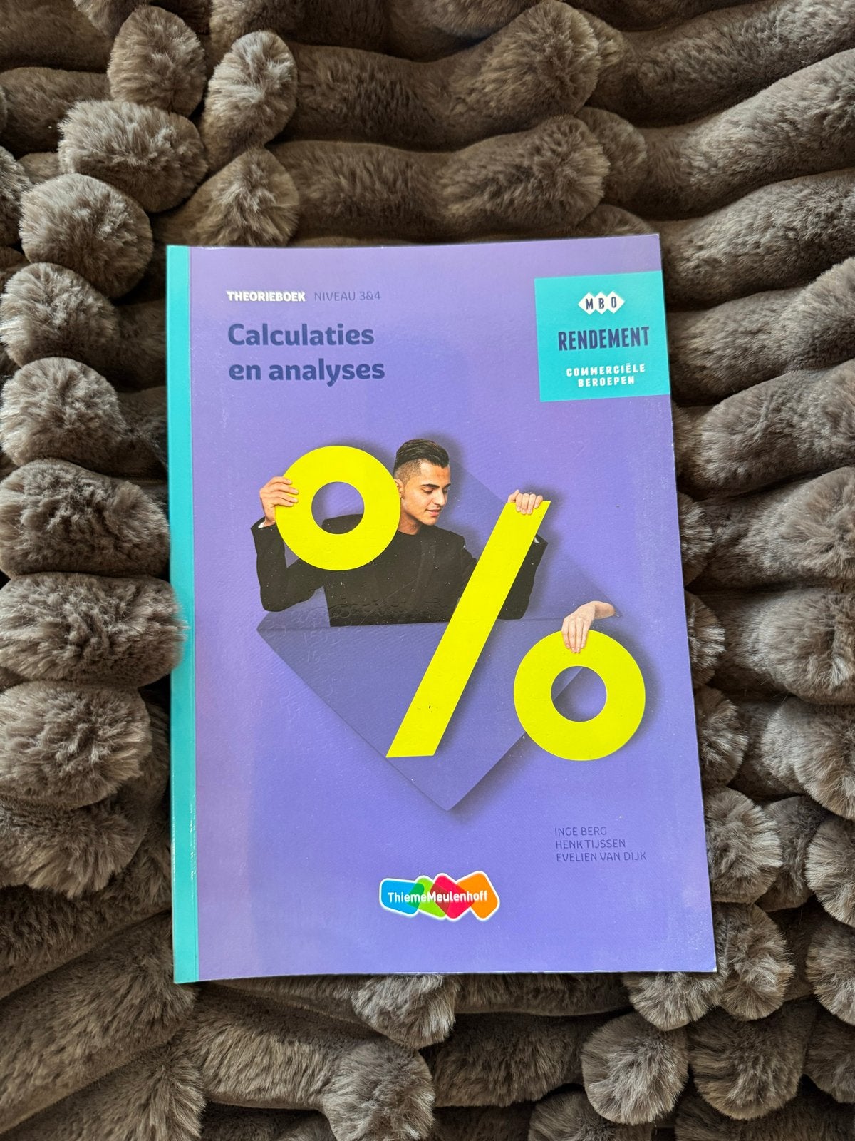 Rendement: Calculaties en analyses - Commerciële beroepen, Boeken, Ophalen of Verzenden, Zo goed als nieuw, Bedrijfseconomie of M&O